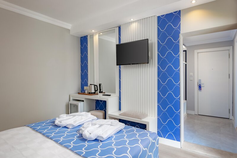 SELECTUM COLOURS SIDE