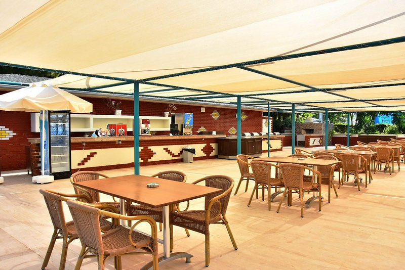 MIRA MERIDIA BEACH HOTEL