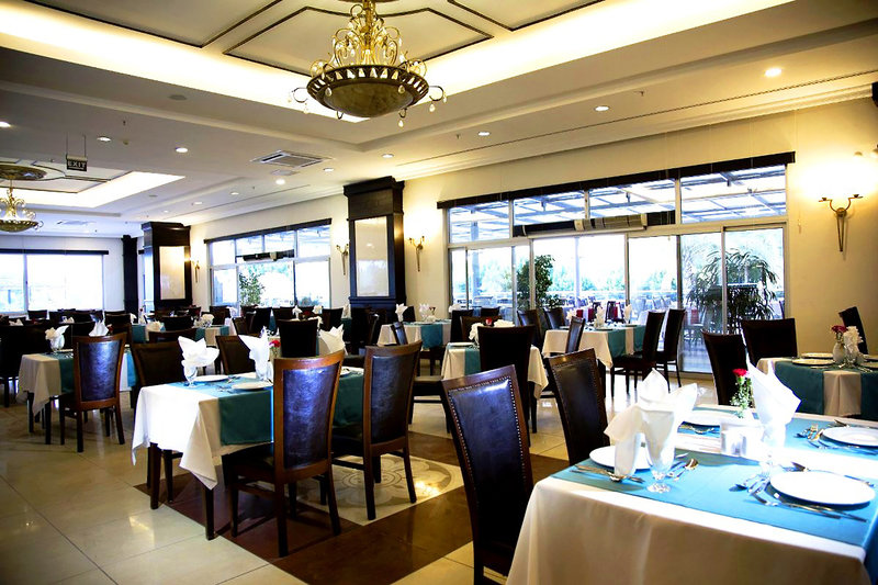 MIRA MERIDIA BEACH HOTEL