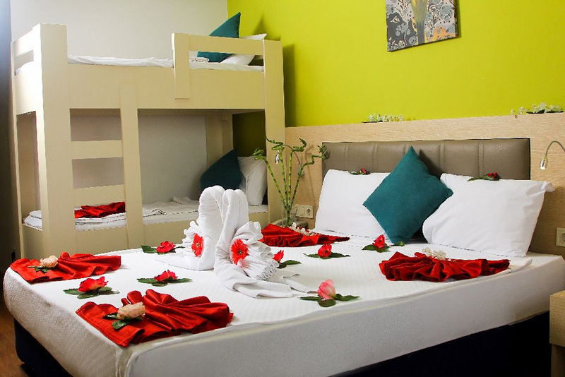 MIRA MERIDIA BEACH HOTEL