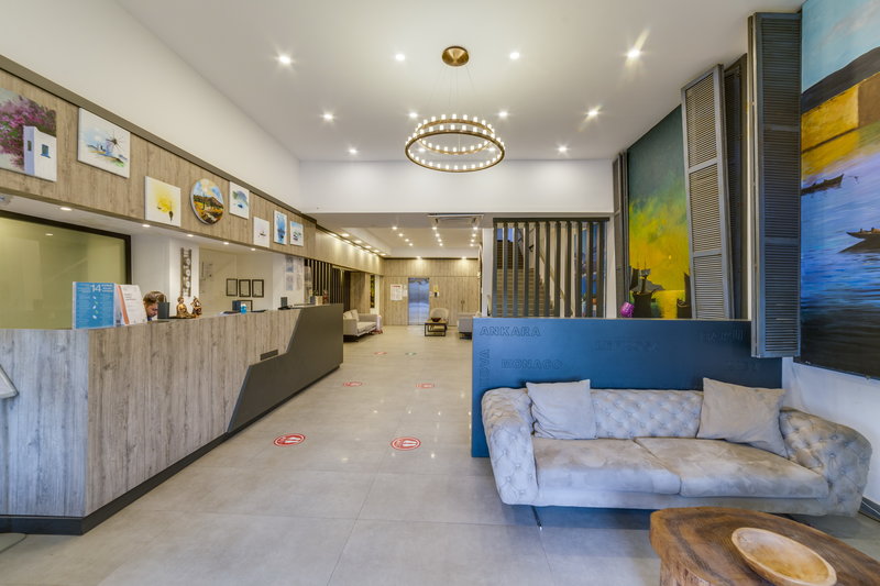 SMART HOLIDAY HOTEL