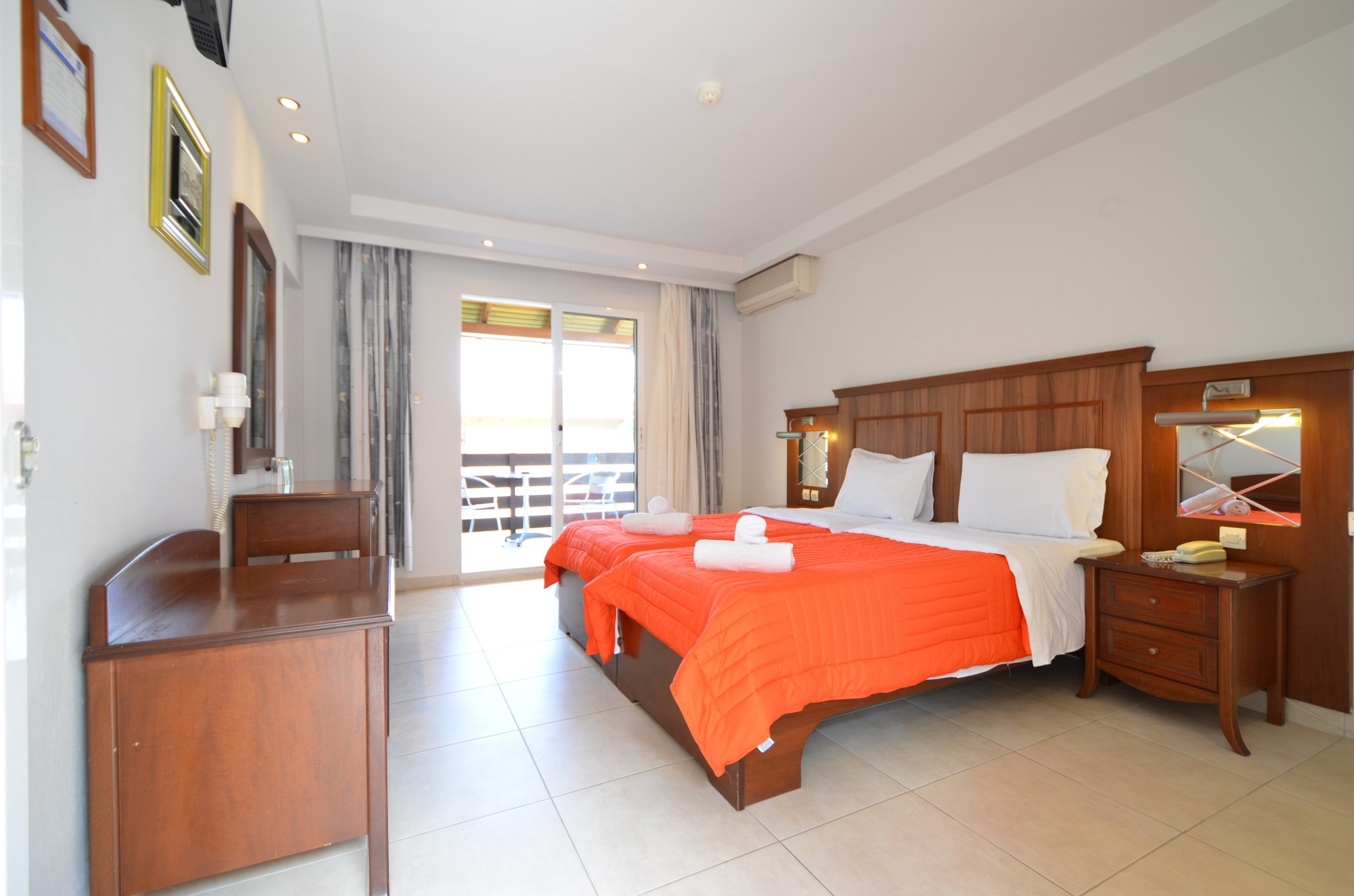 SOUSOURAS HOTEL