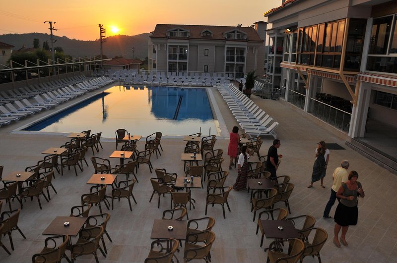 AES CLUB HOTEL