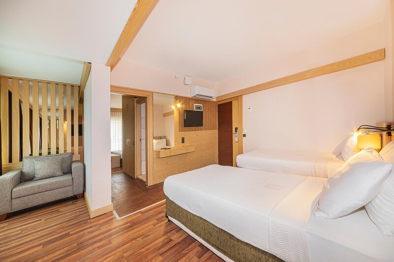 FAME BEACH HOTEL