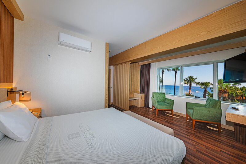 FAME BEACH HOTEL