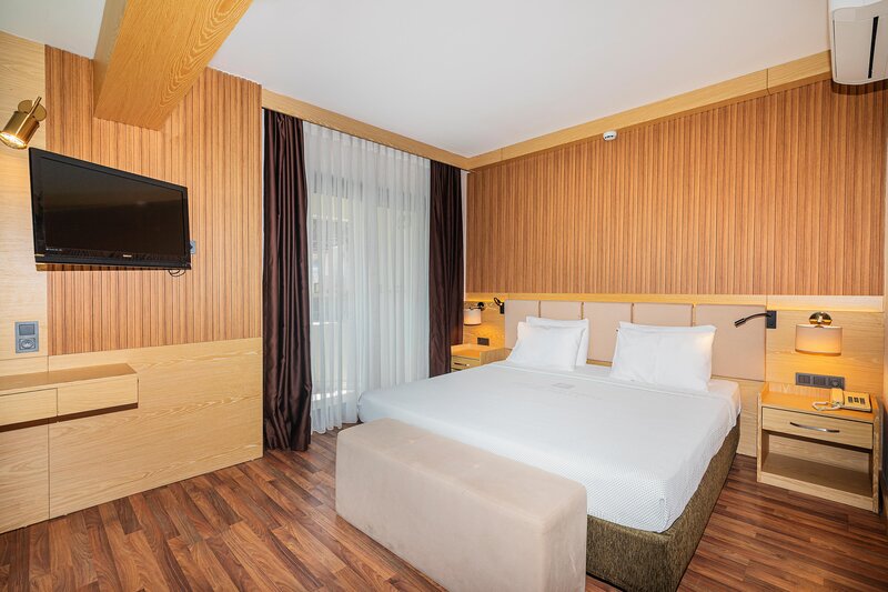 FAME BEACH HOTEL