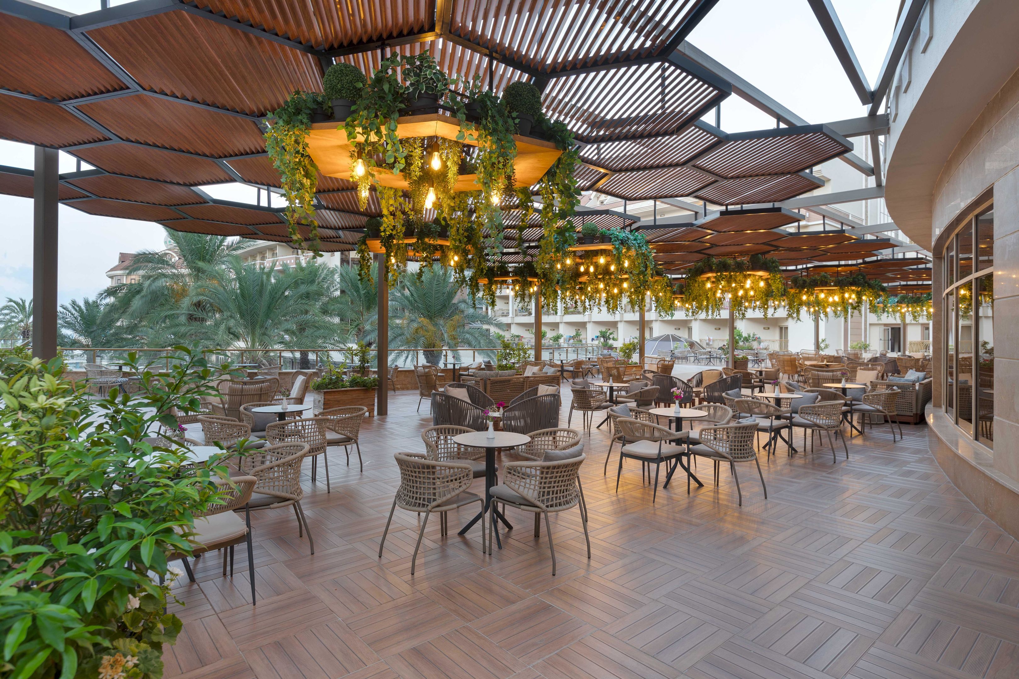 KIRMAN BELAZUR RESORT-SPA