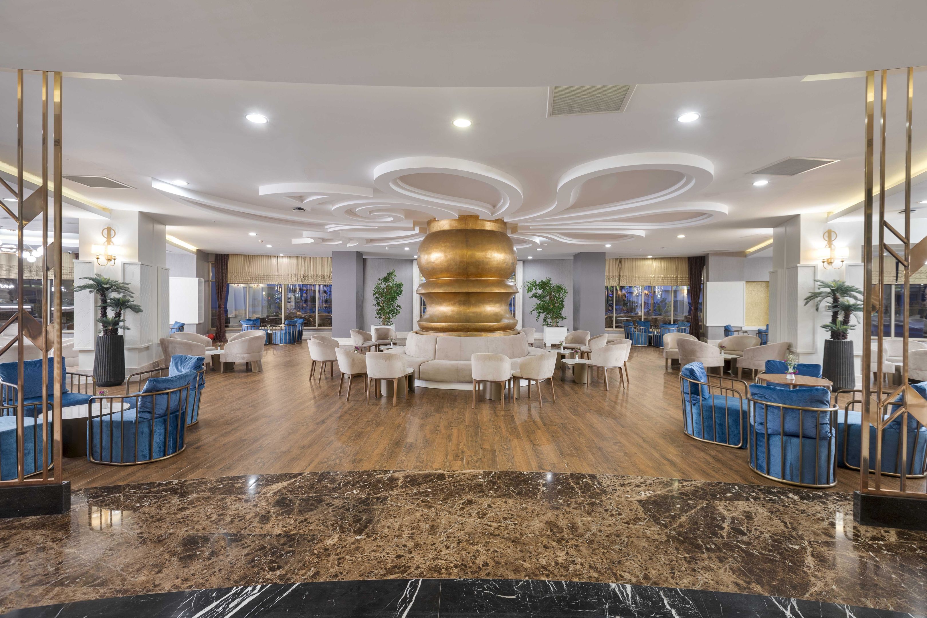 KIRMAN BELAZUR RESORT-SPA