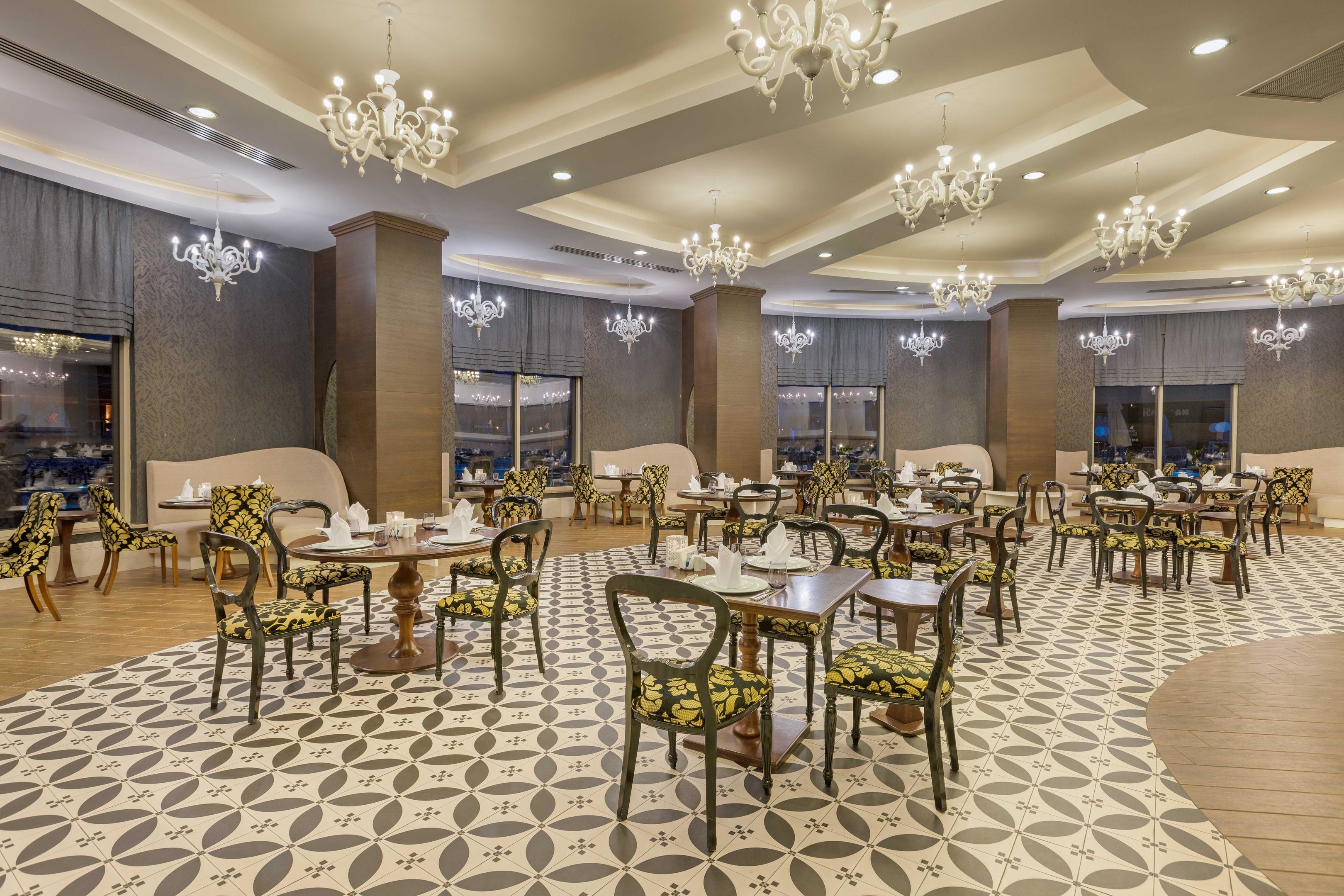 KIRMAN BELAZUR RESORT-SPA