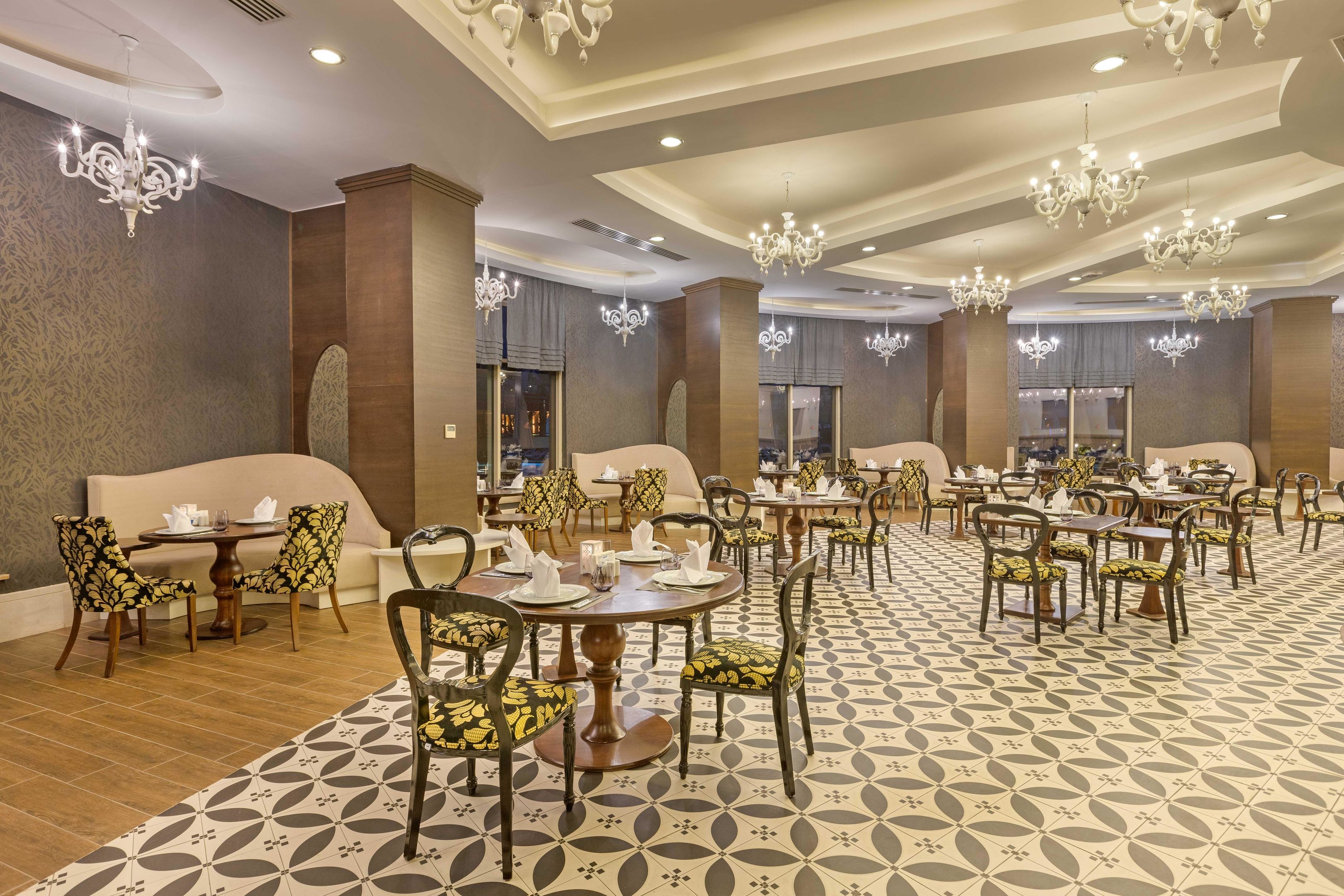 KIRMAN BELAZUR RESORT-SPA