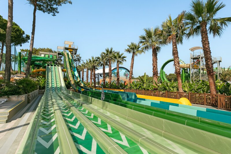 TITANIC DELUXE GOLF BELEK