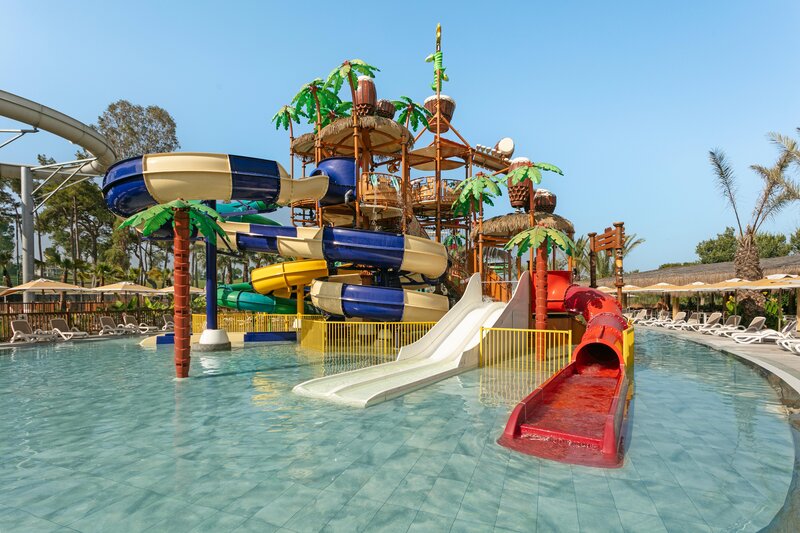 TITANIC DELUXE GOLF BELEK