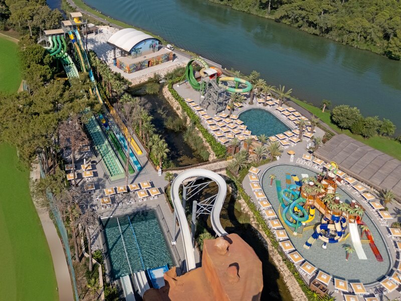 TITANIC DELUXE GOLF BELEK