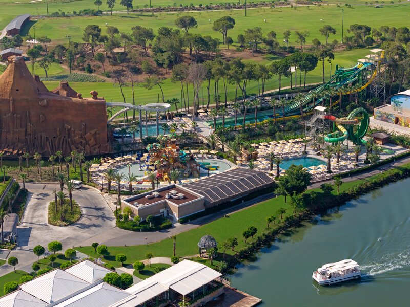 TITANIC DELUXE GOLF BELEK