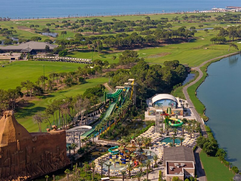 TITANIC DELUXE GOLF BELEK