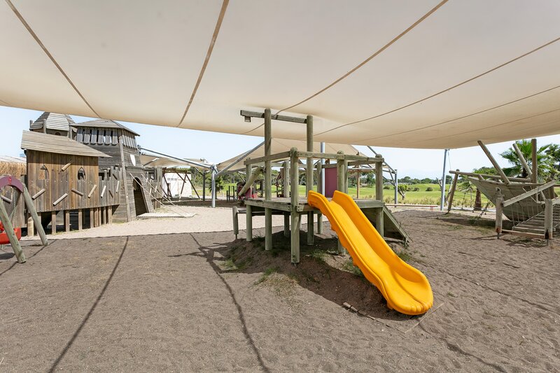 TITANIC DELUXE GOLF BELEK