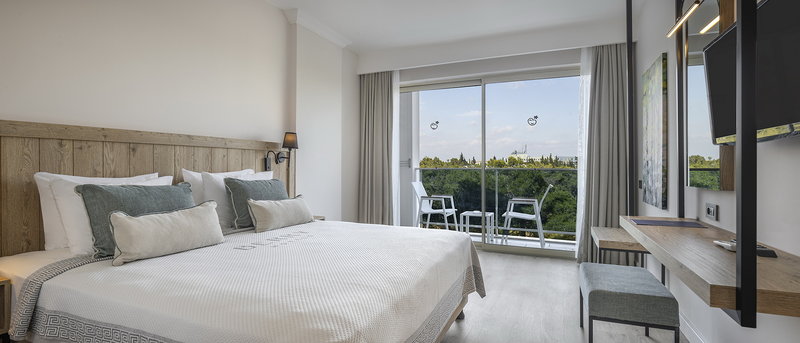 BERRY BLUE HOTEL