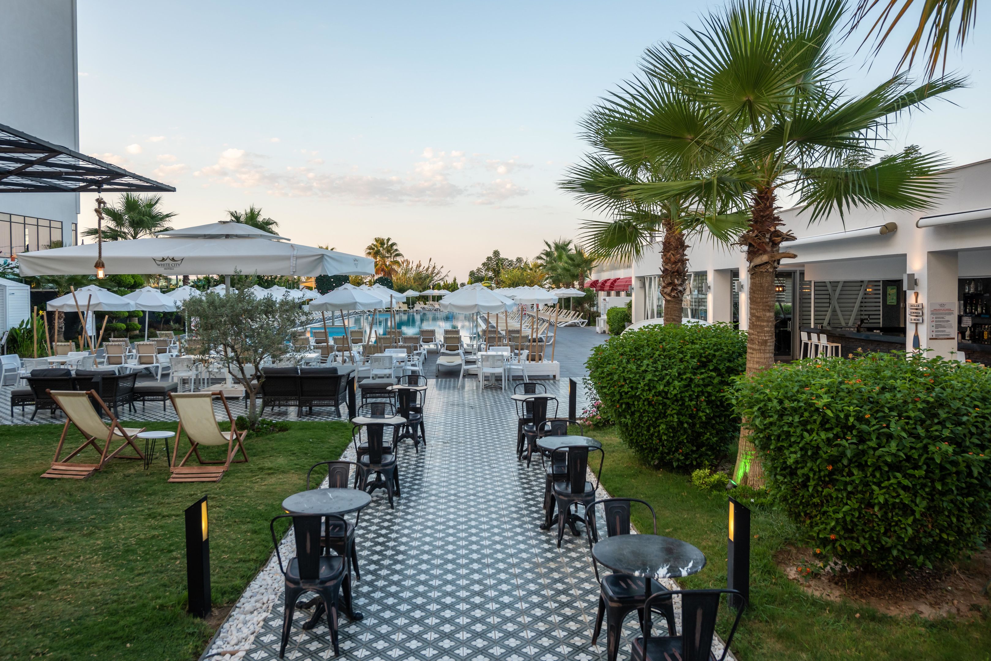 WHITE CITY RESORT