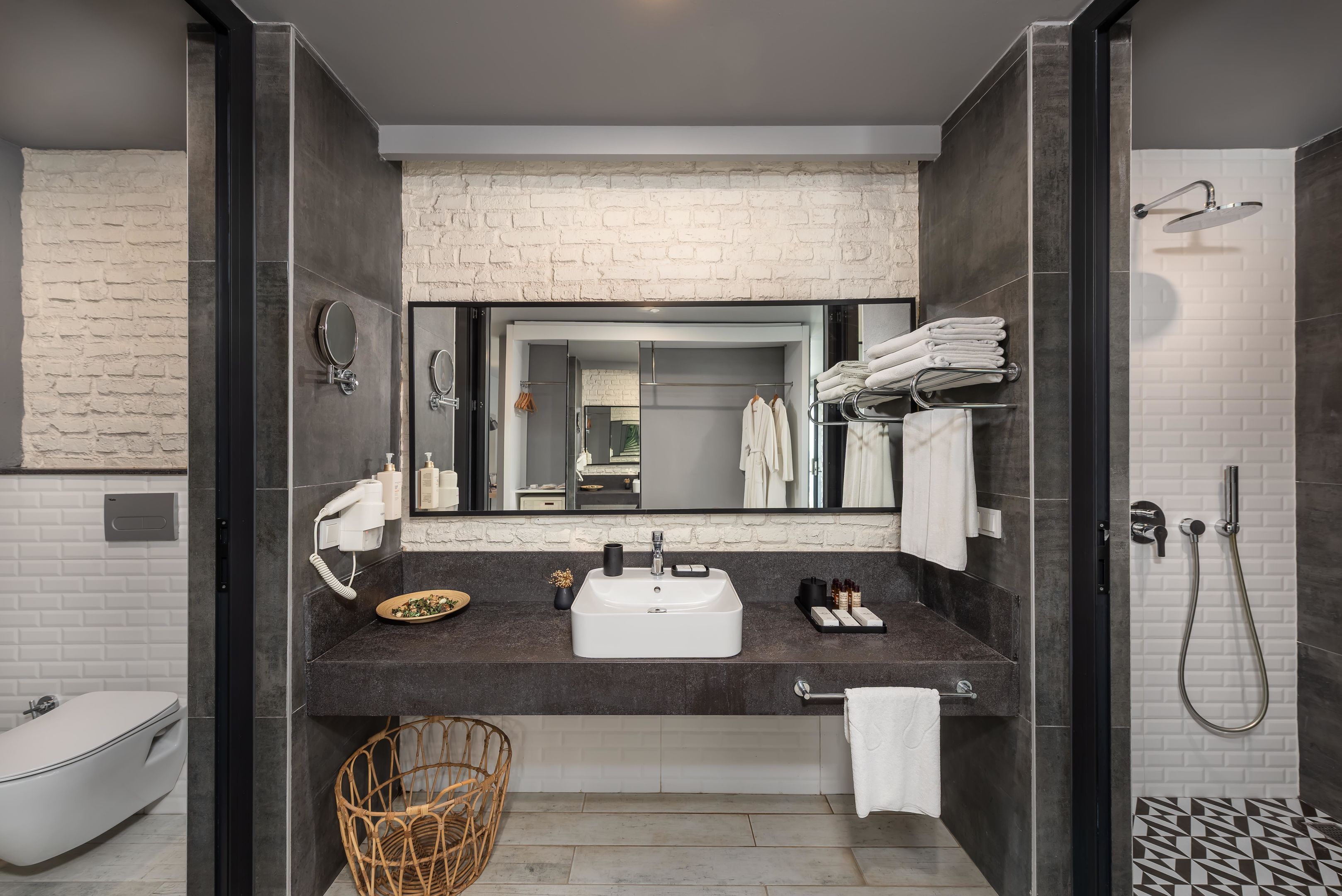 WHITE CITY RESORT