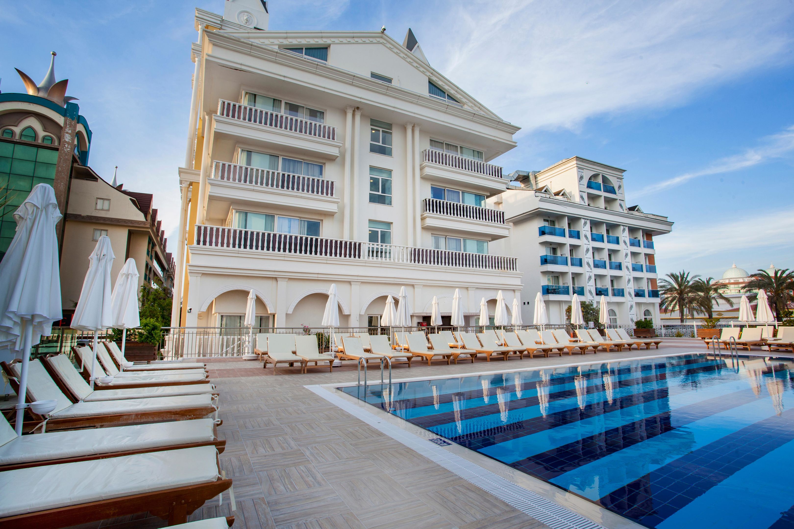 DREAM WORLD RESORT - SPA