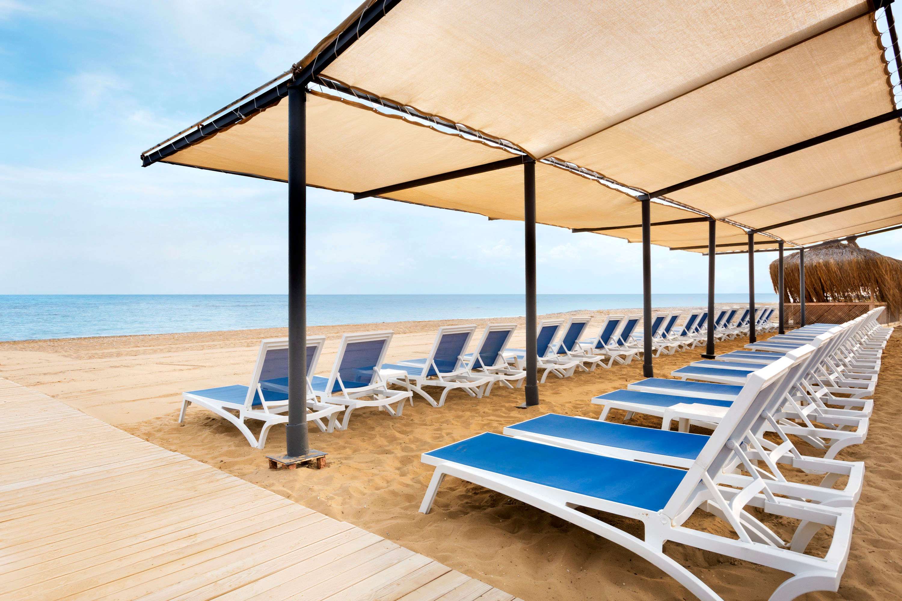 RAMADA RESORT BY WYNDHAM SIDE