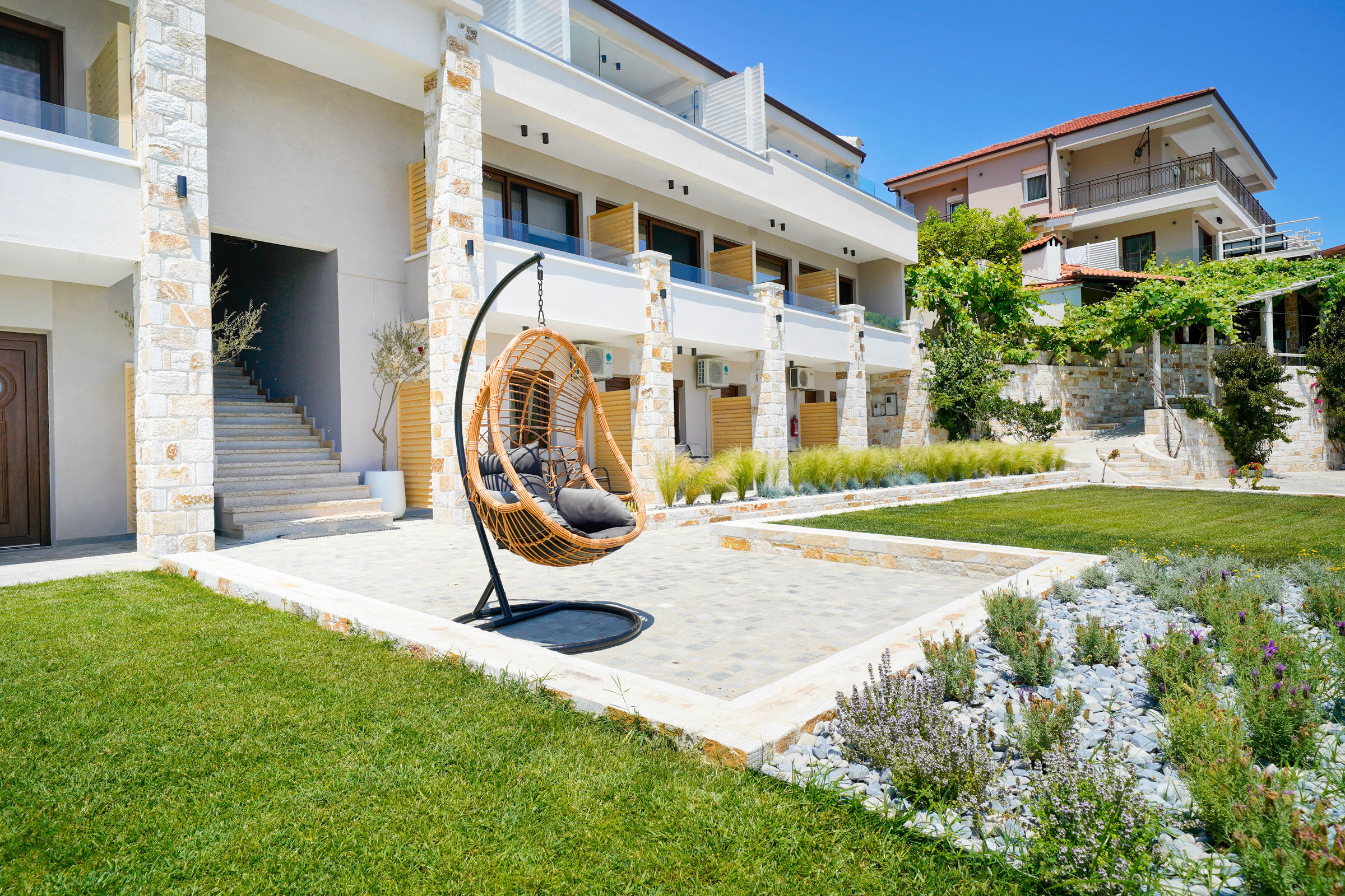 AGORASTOS HOTEL