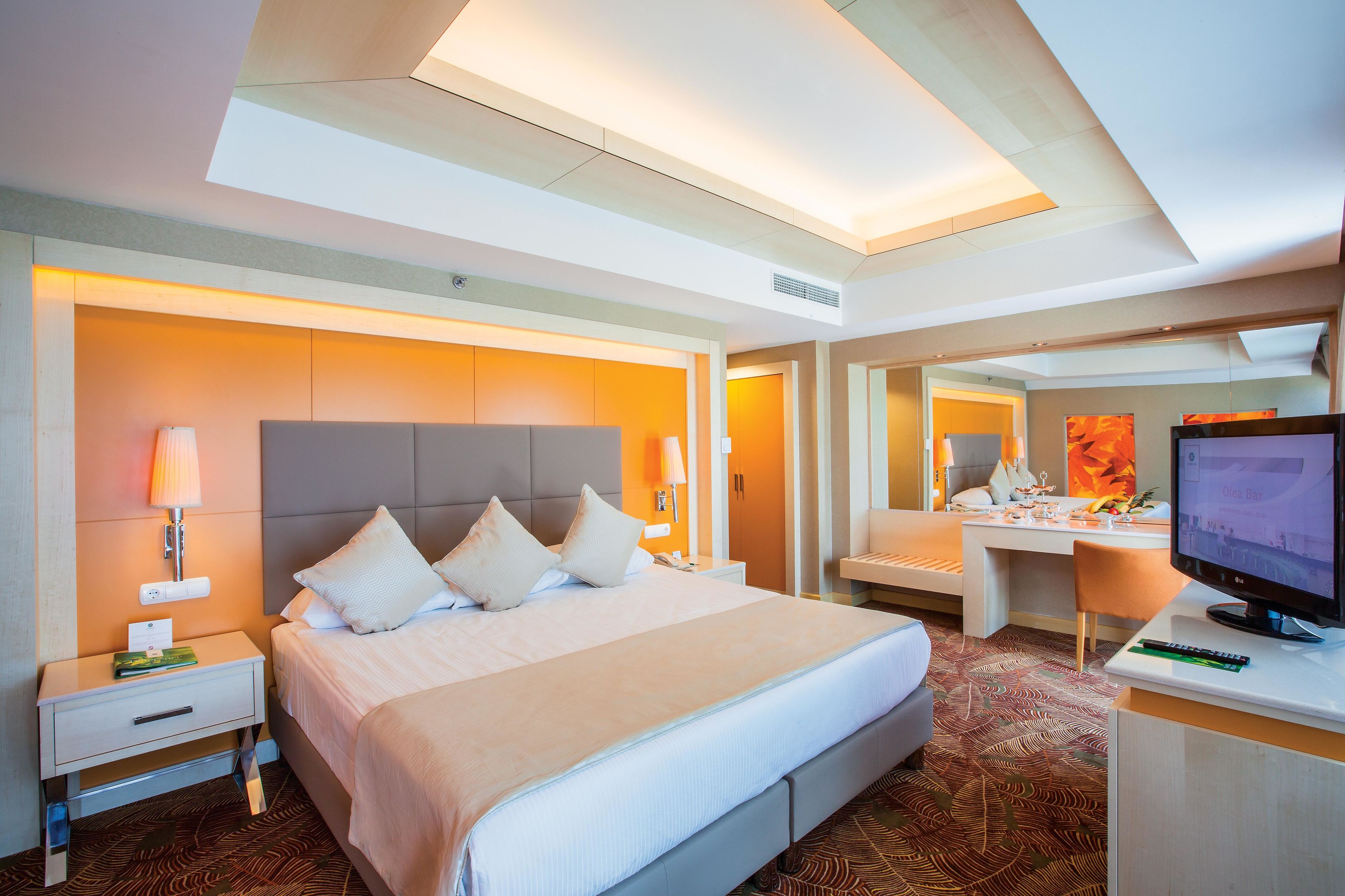 PALOMA SENCIA (ex. CORNELIA DELUXE RESORT )