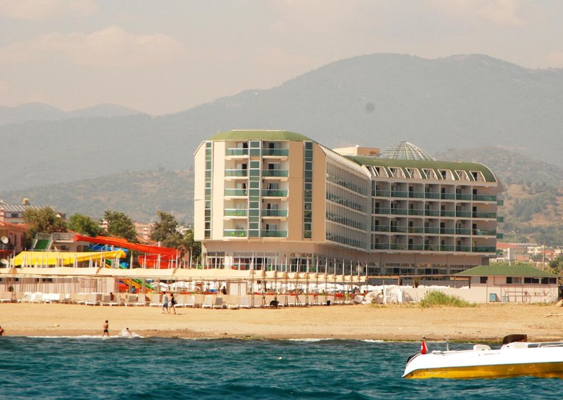 HEDEF BEACH RESORT