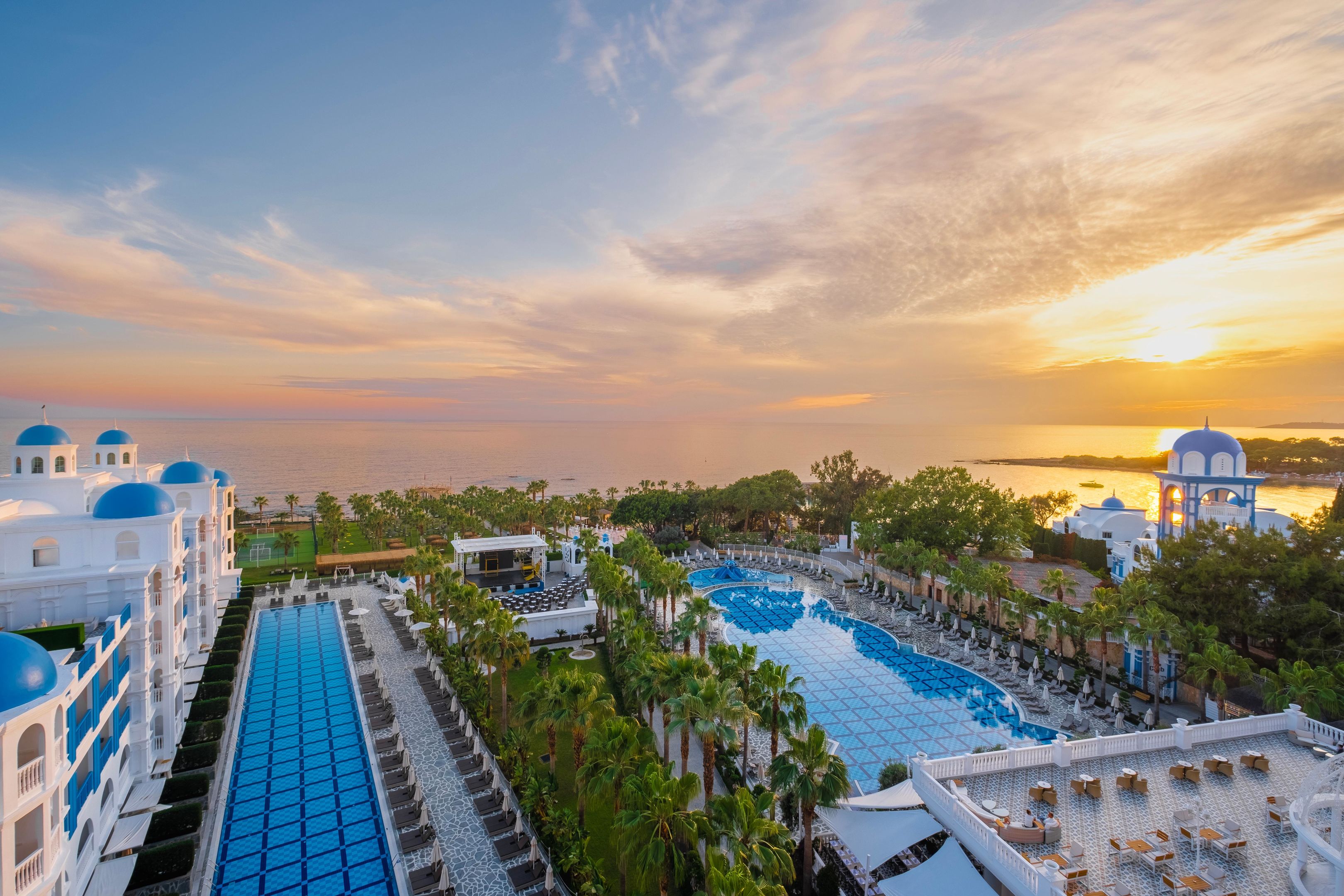RUBI PLATINIUM SPA RESORT-SUITES