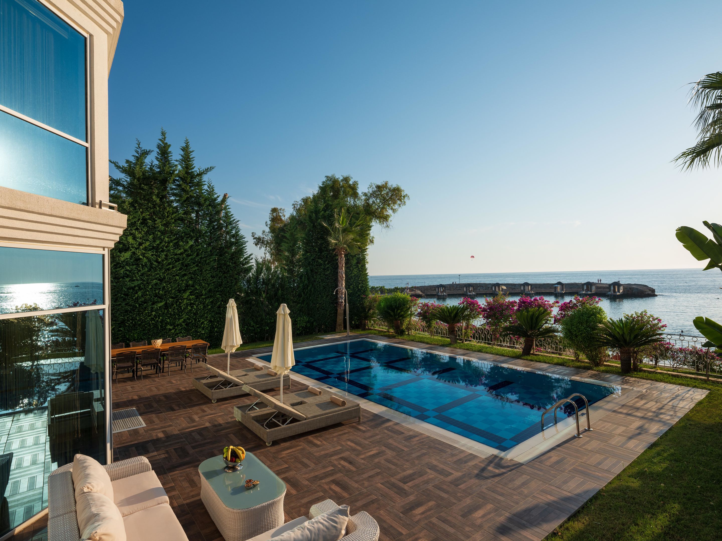 RUBI PLATINIUM SPA RESORT-SUITES
