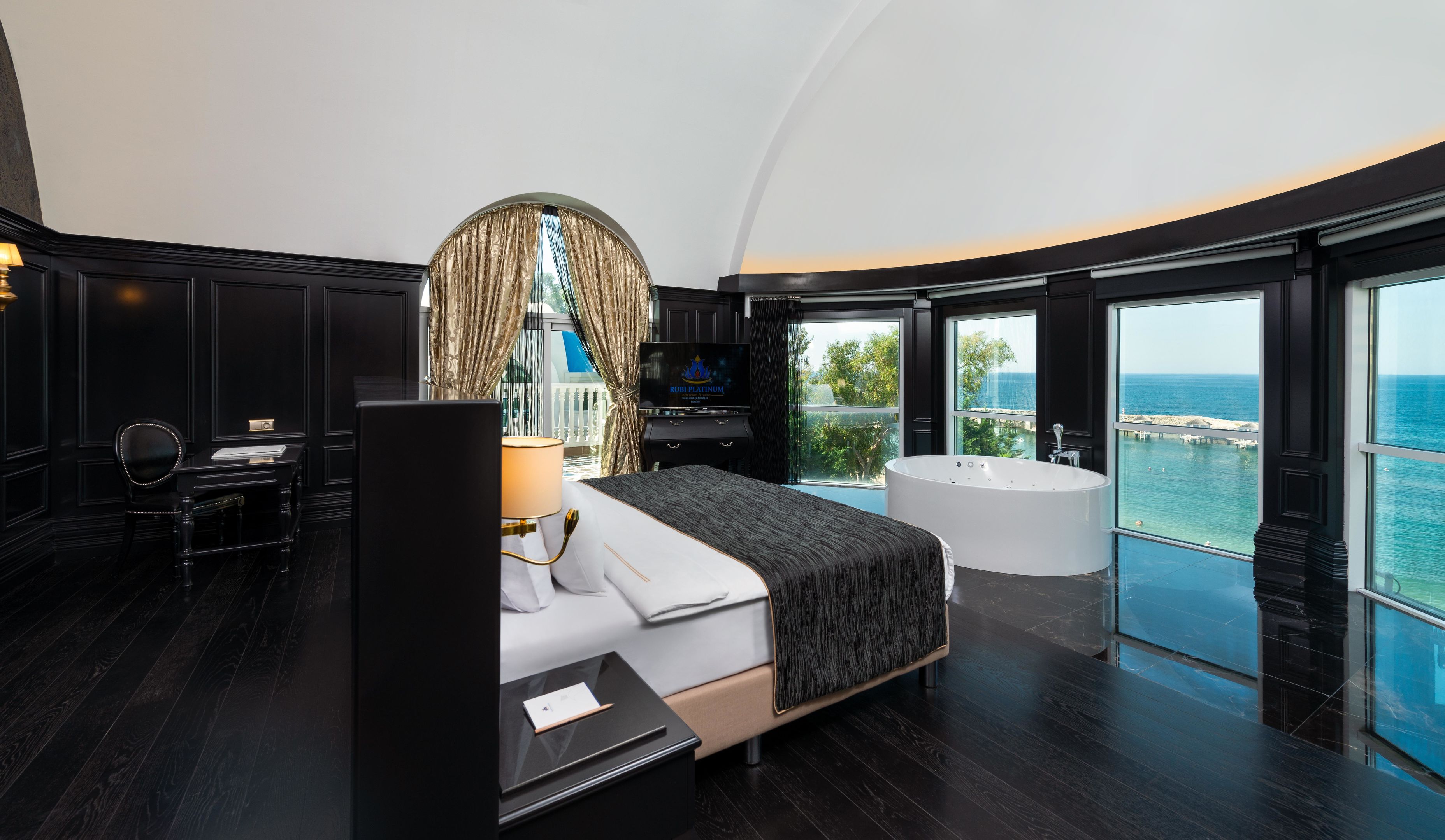 RUBI PLATINIUM SPA RESORT-SUITES