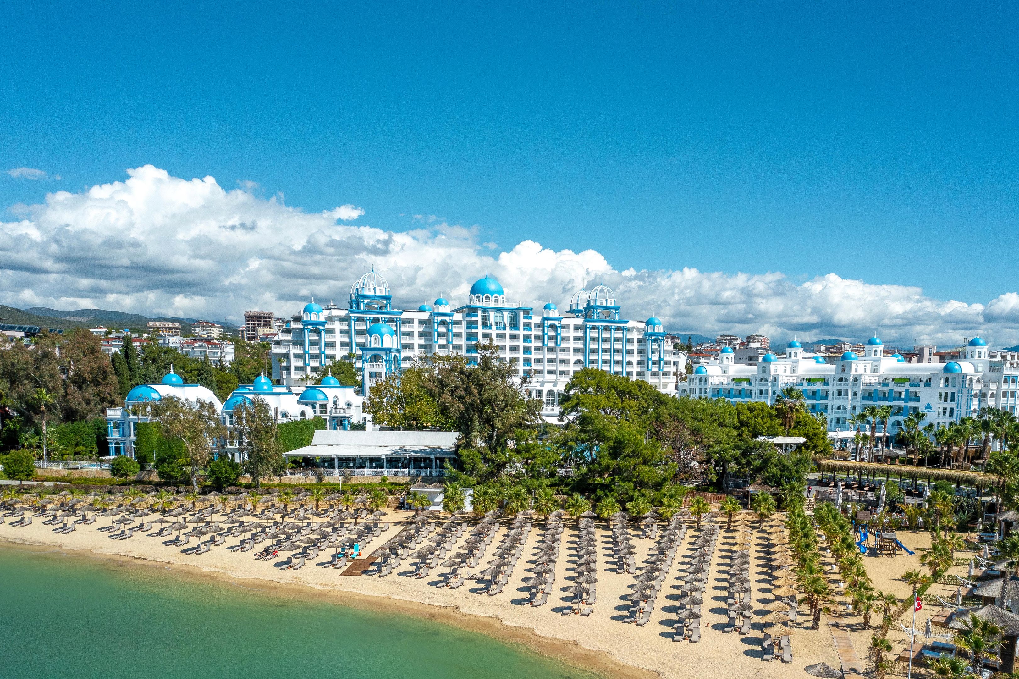 RUBI PLATINIUM SPA RESORT-SUITES
