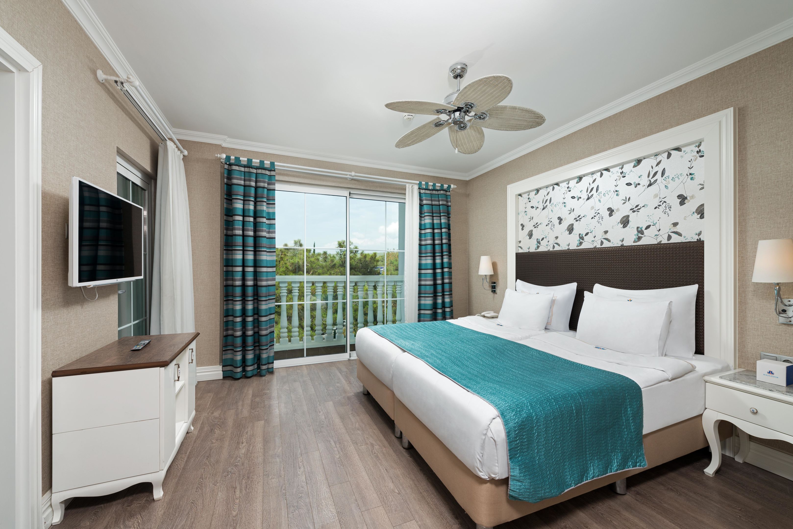 RUBI PLATINIUM SPA RESORT-SUITES