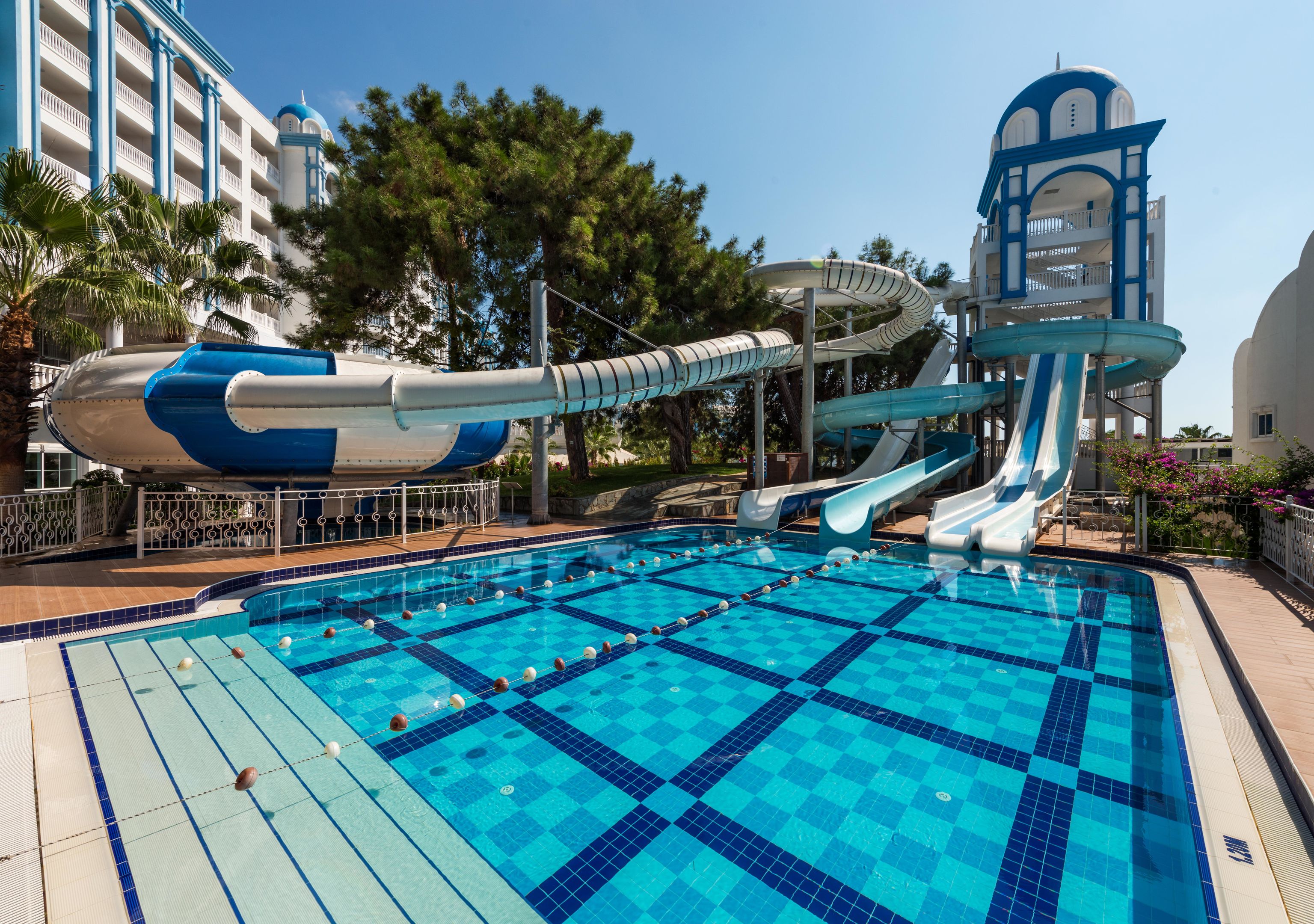 RUBI PLATINIUM SPA RESORT-SUITES
