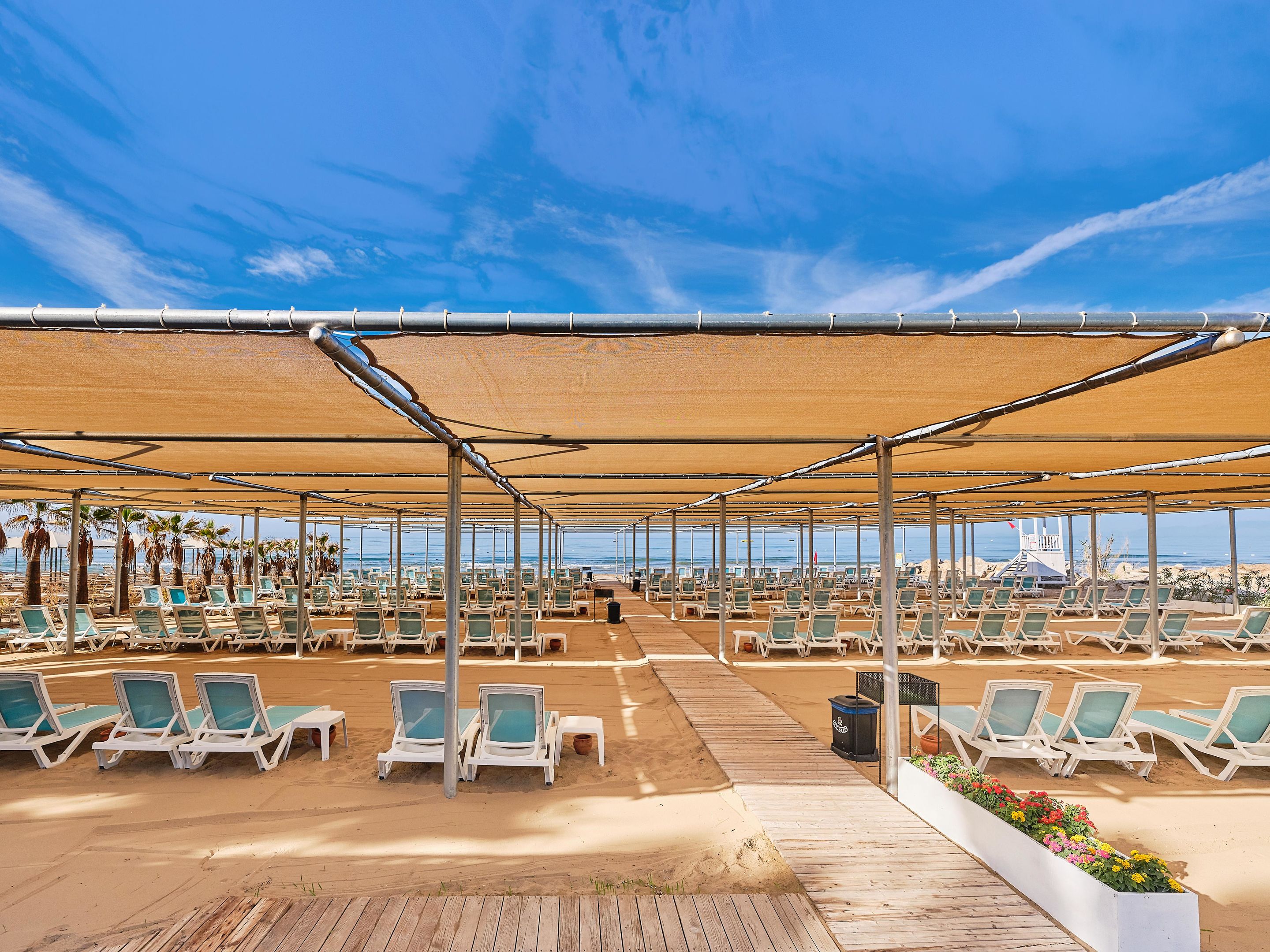 LUNA BLANCA RESORT-SPA