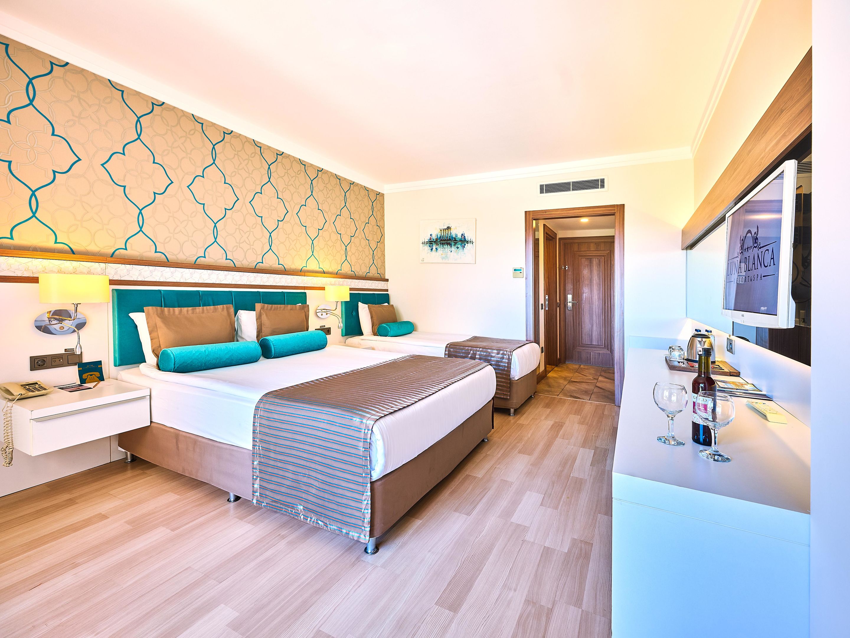 LUNA BLANCA RESORT-SPA