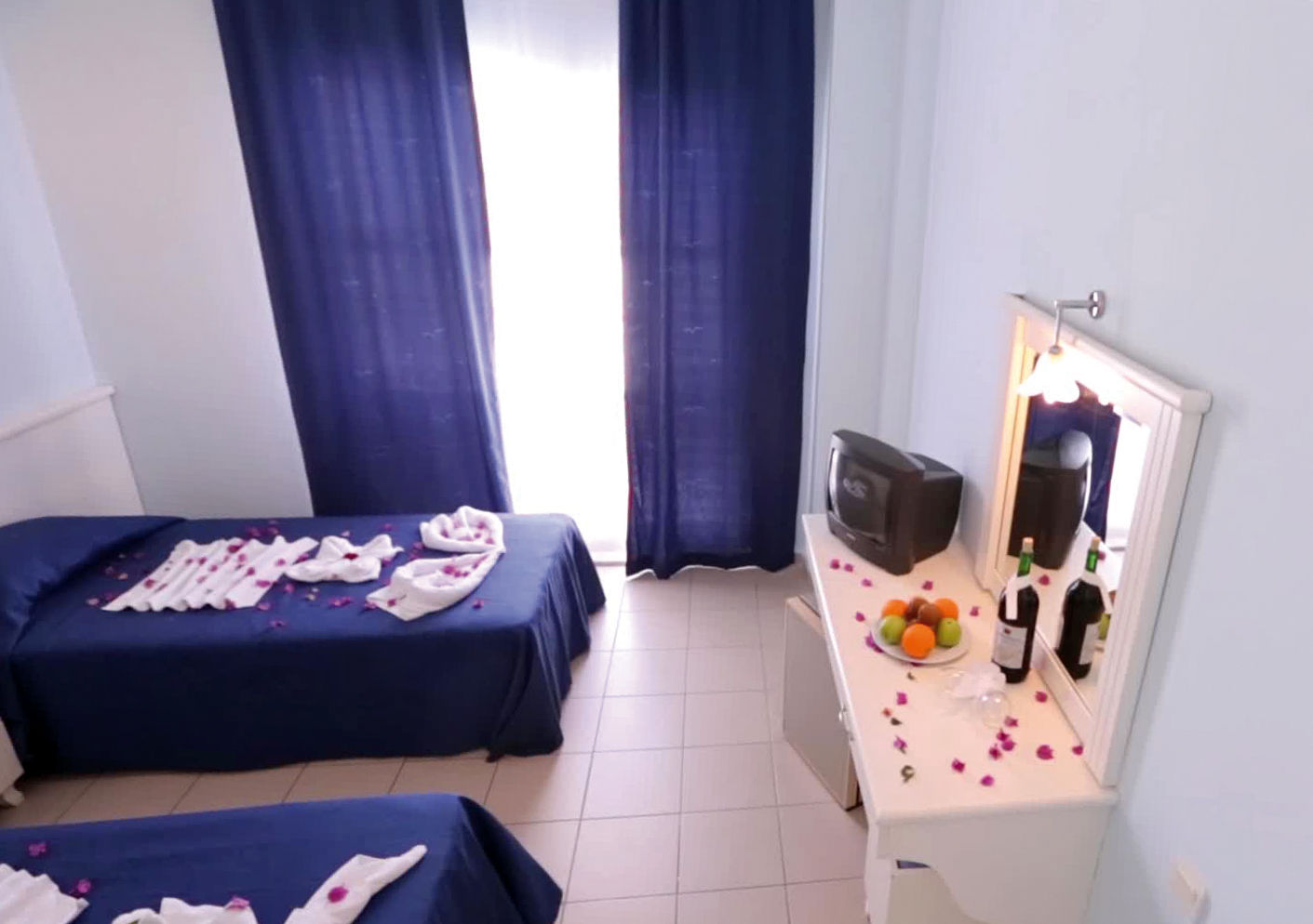 ARES BLUE HOTEL