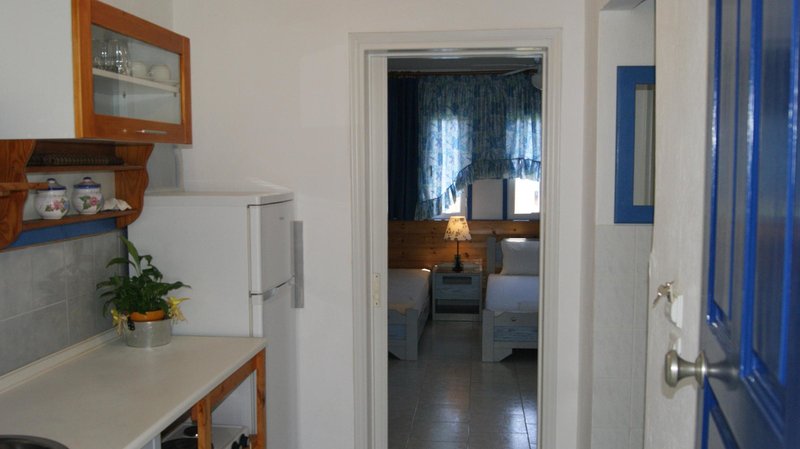 FAROS APARTMENTS