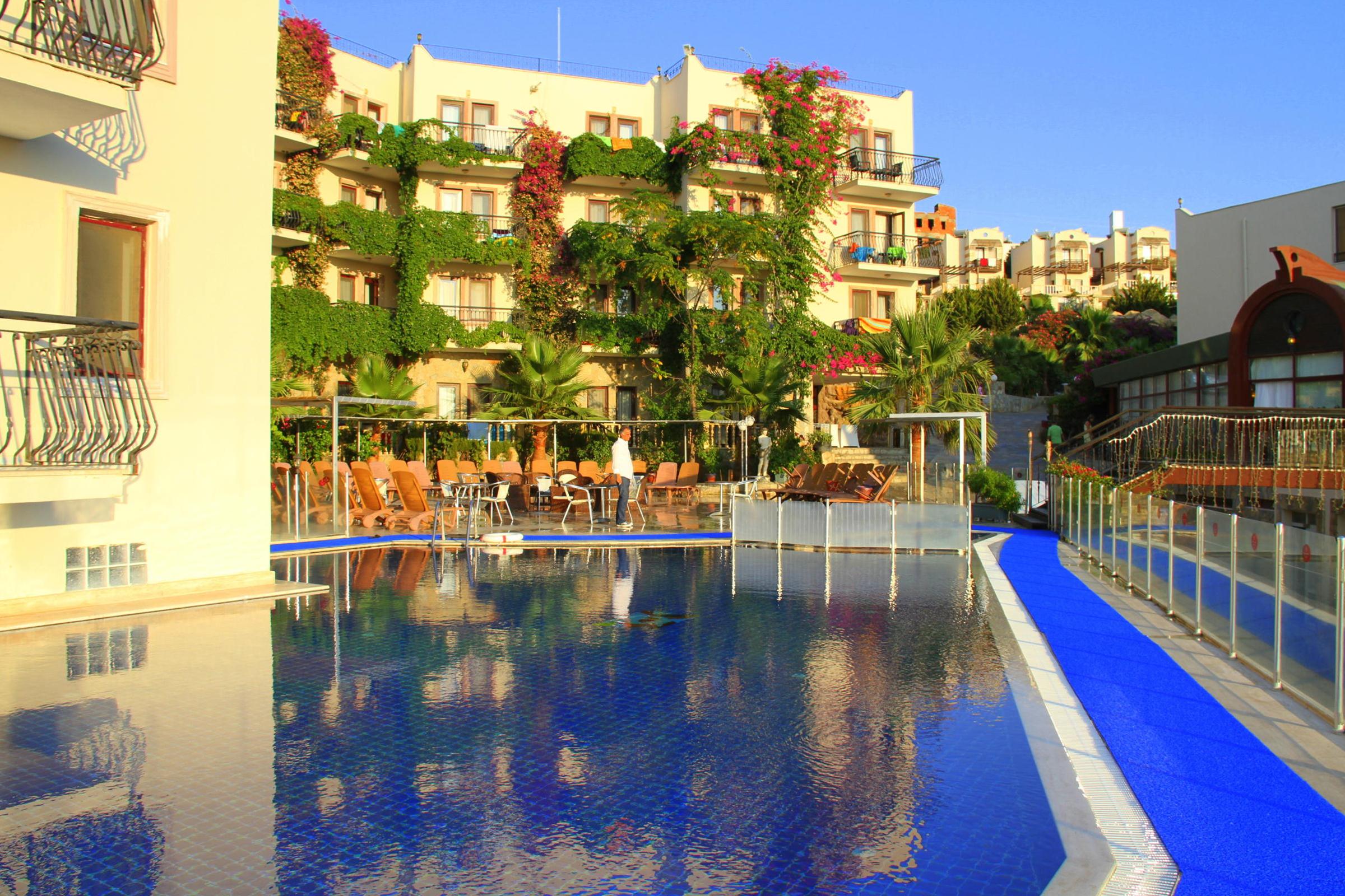 GOLDEN AGE CRYSTAL BODRUM