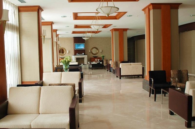 PINETA PARK DELUXE HOTEL