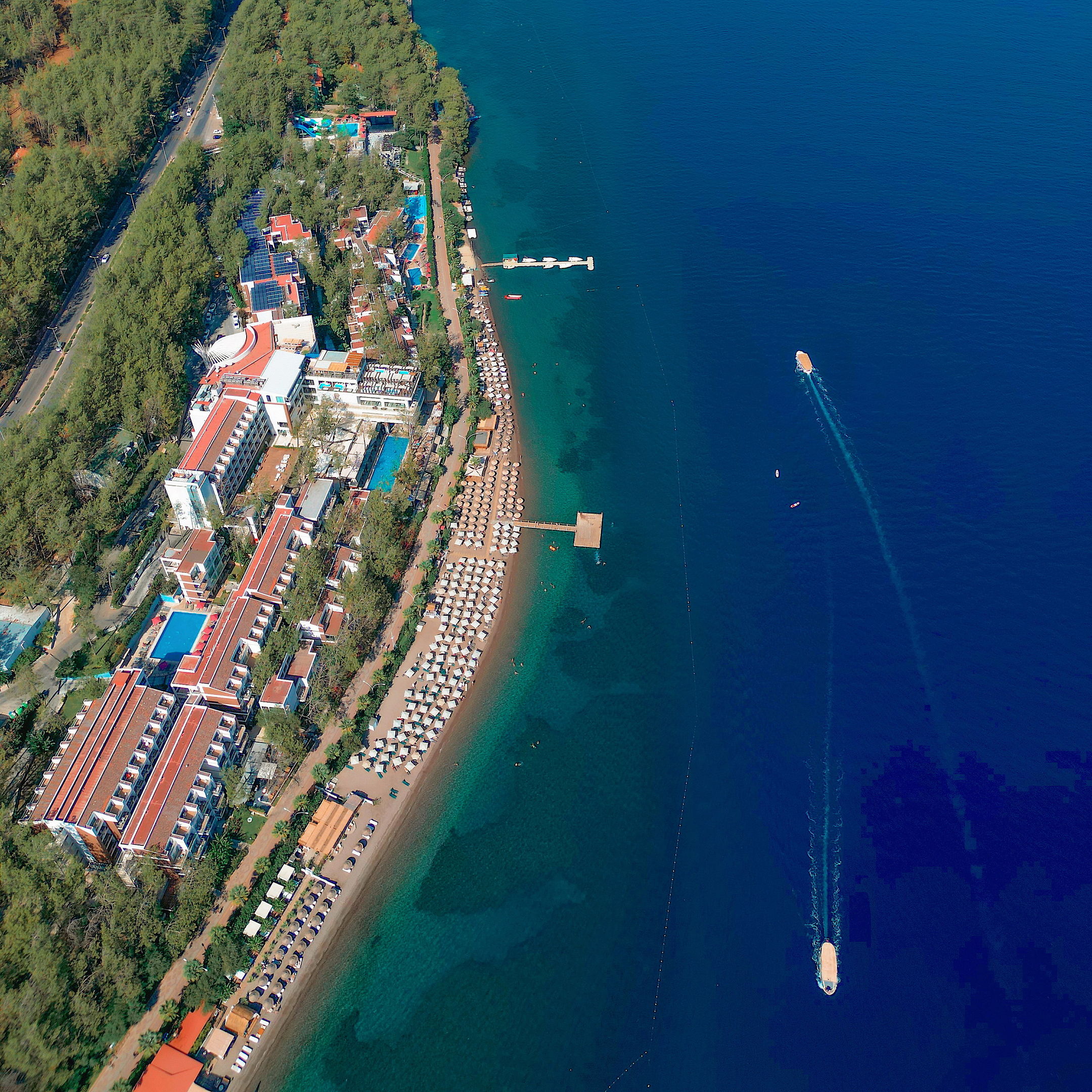 ORKA LOTUS BEACH