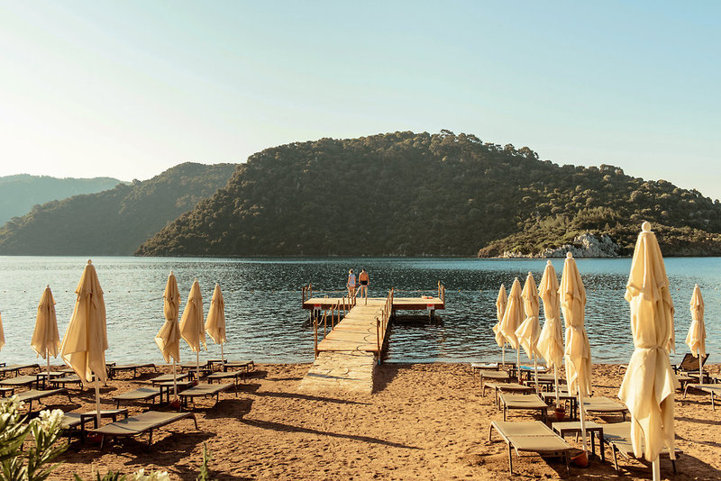 ORKA LOTUS BEACH