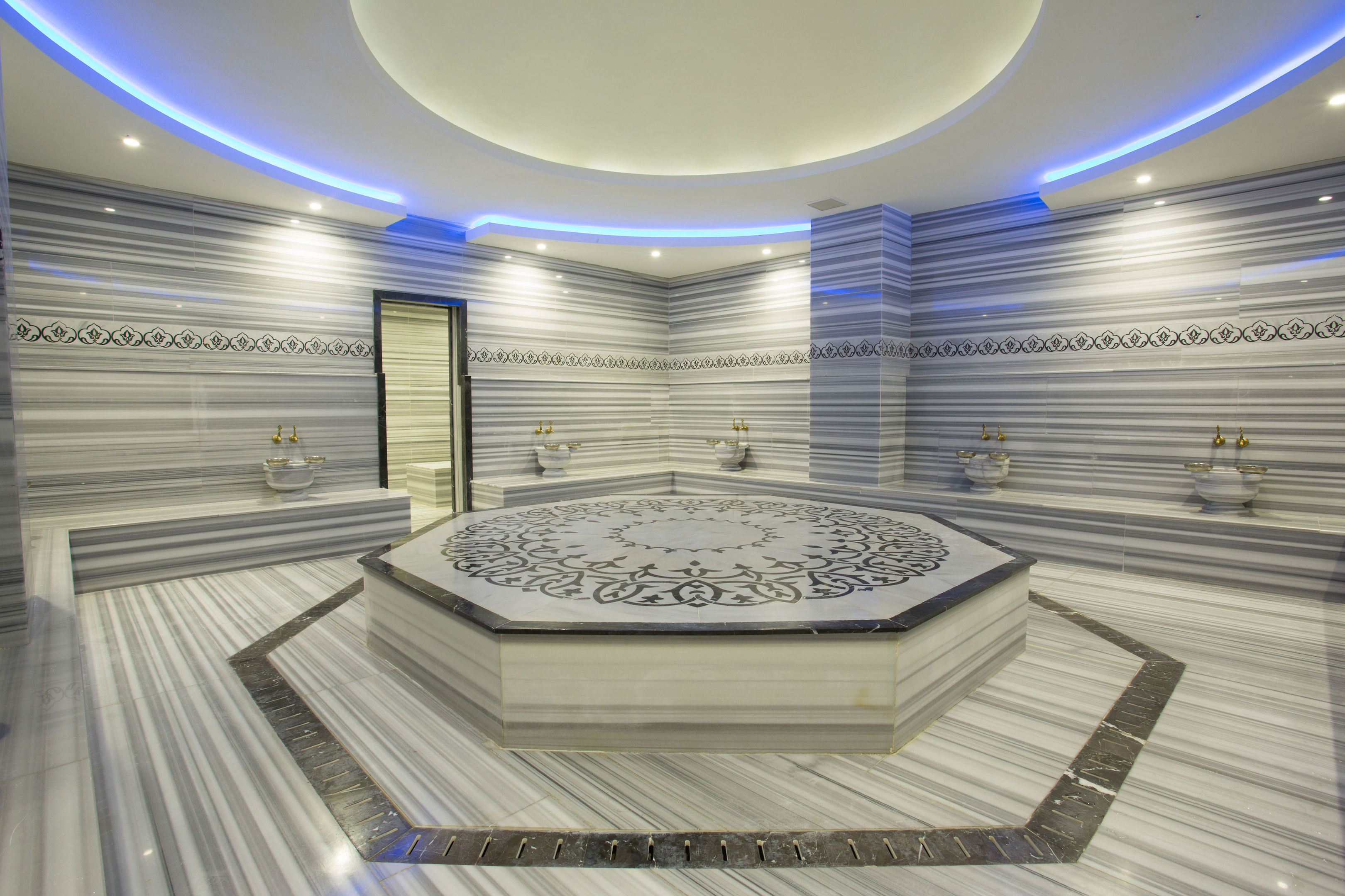 WATER SIDE RESORT - SPA