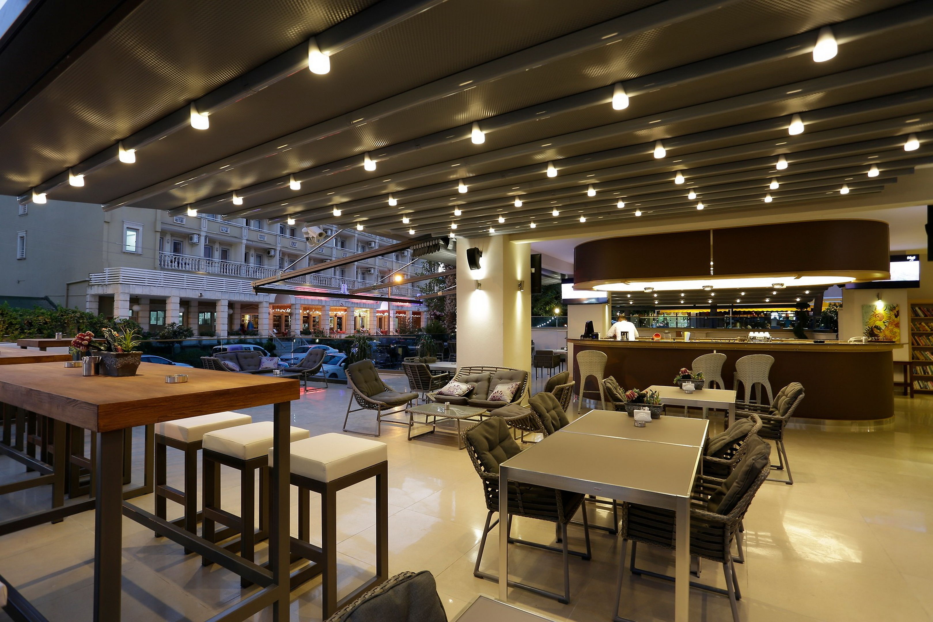 AURASIA DESIGN HOTEL