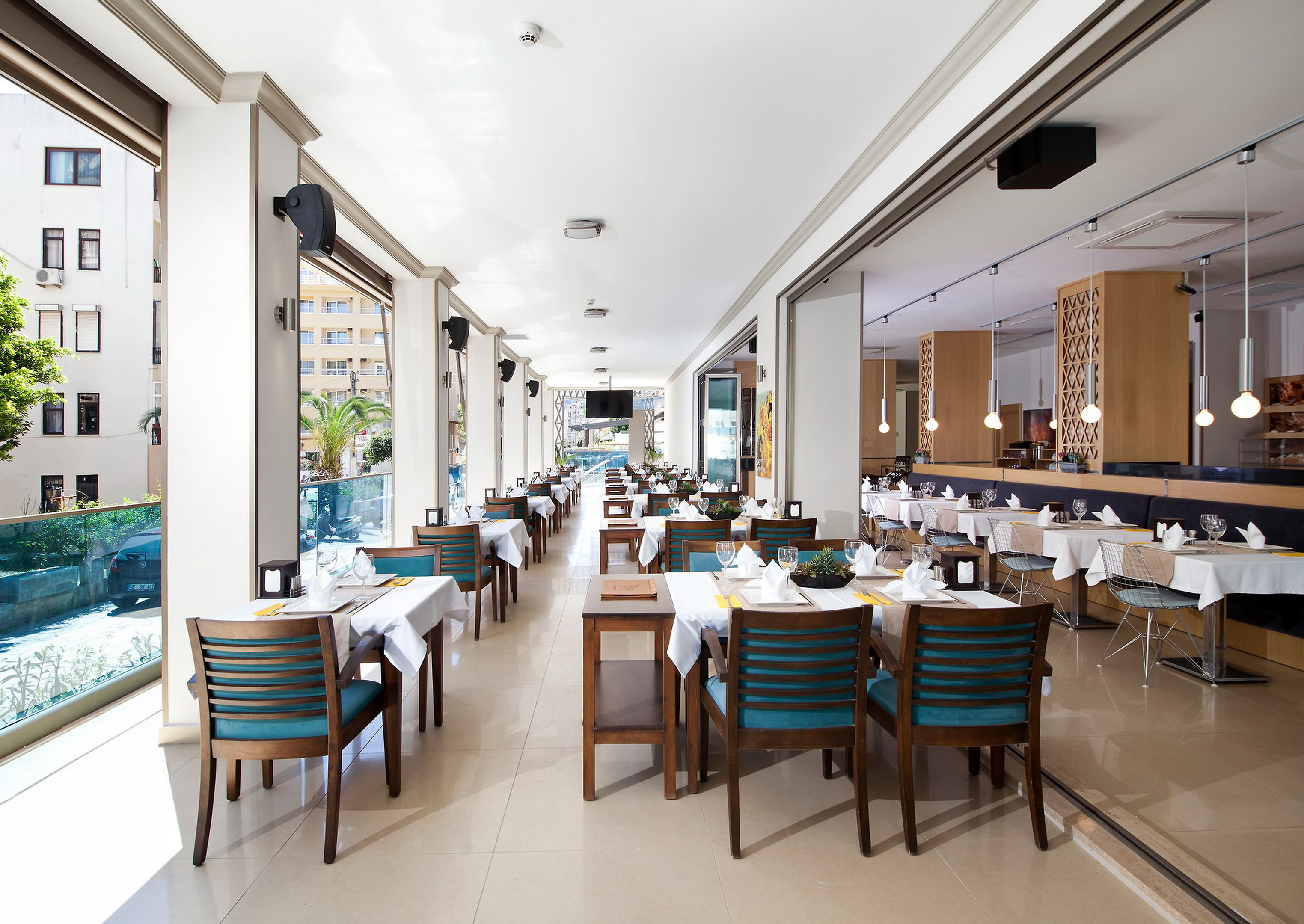 AURASIA DESIGN HOTEL