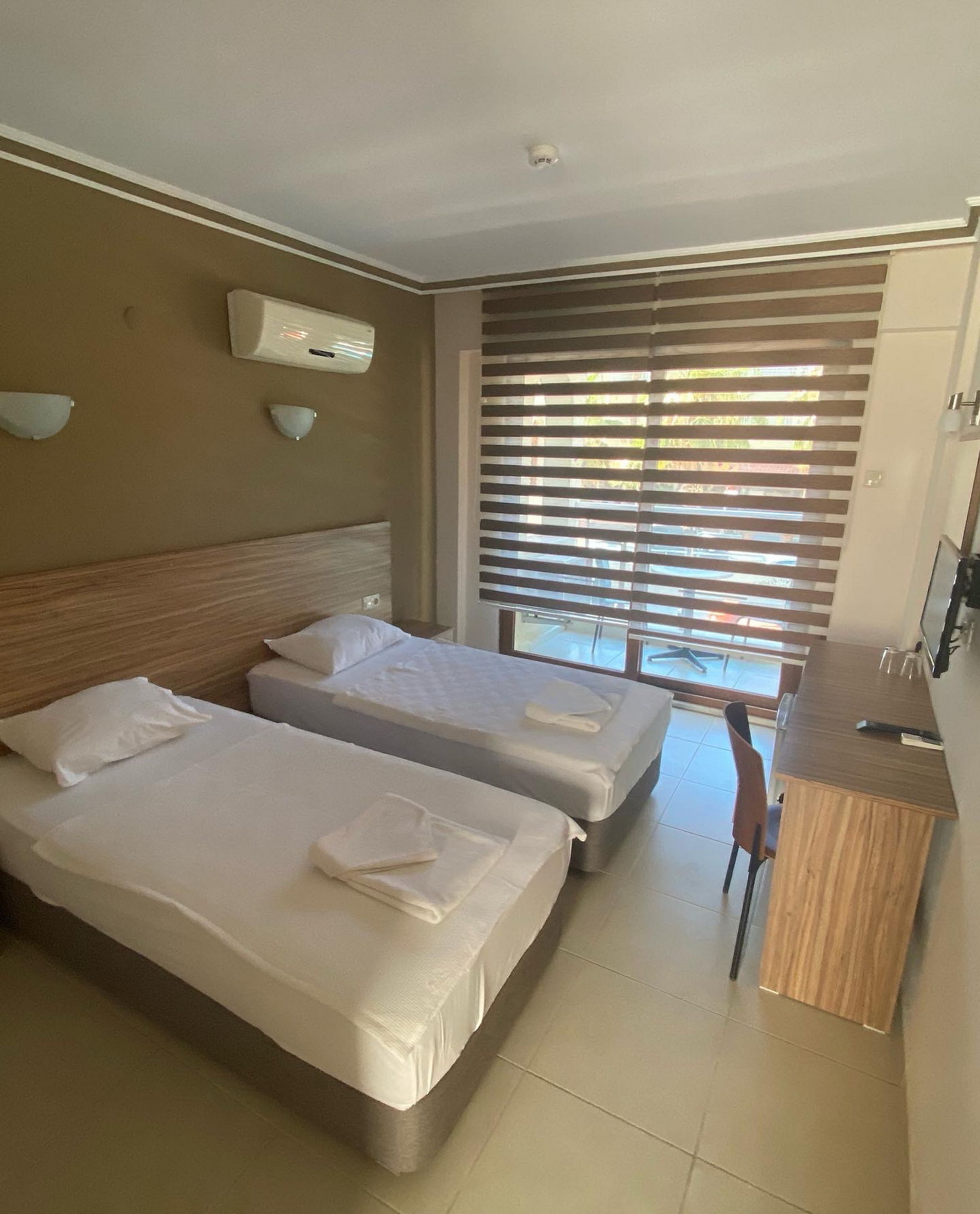 ASTORIA LIFE HOTEL