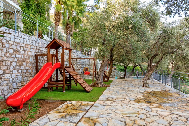 LORYMA RESORT HOTEL