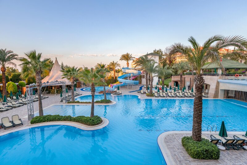 DOBEDAN BEACH RESORT COMFORT