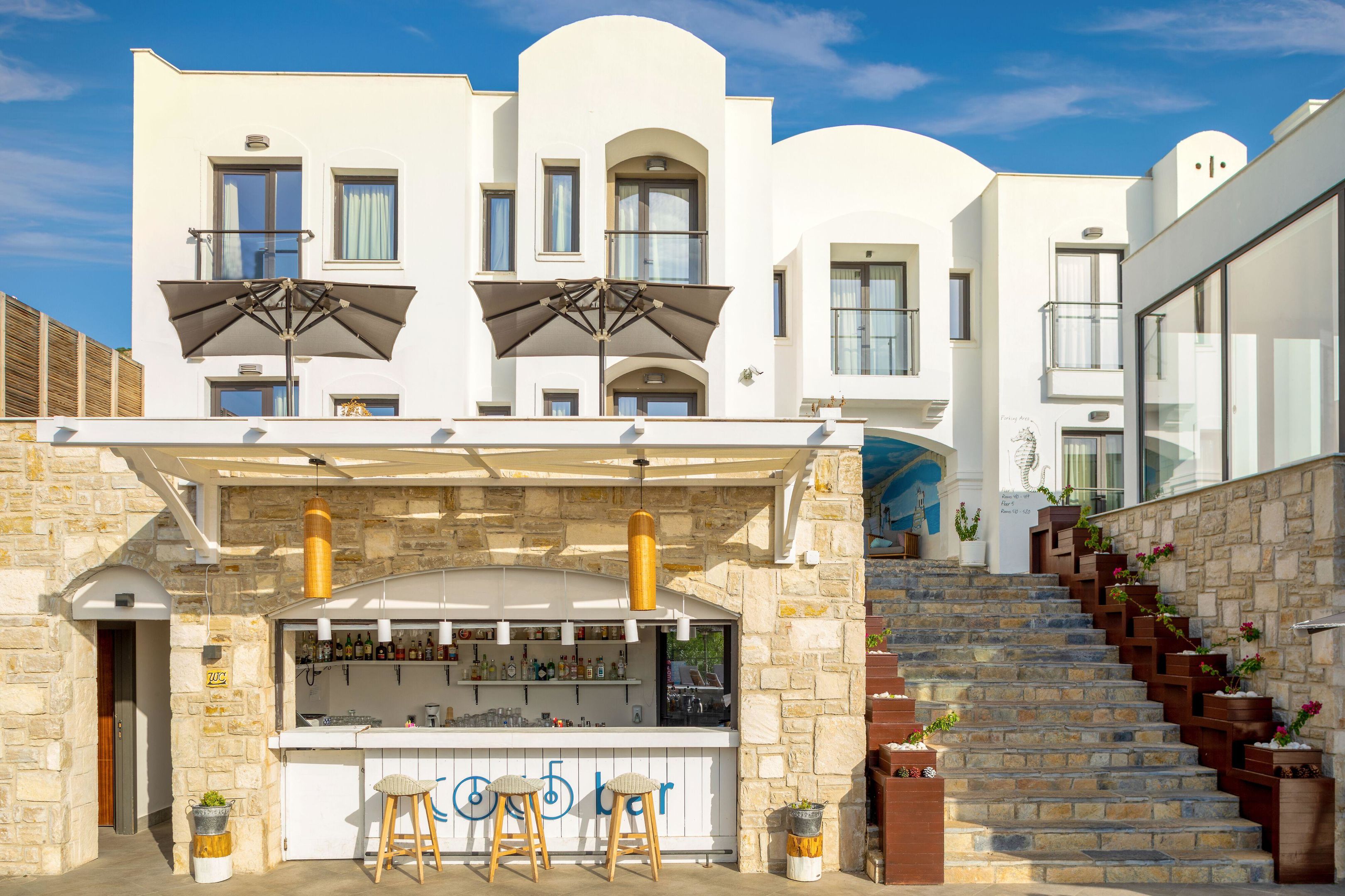SENSES HOTEL 14+