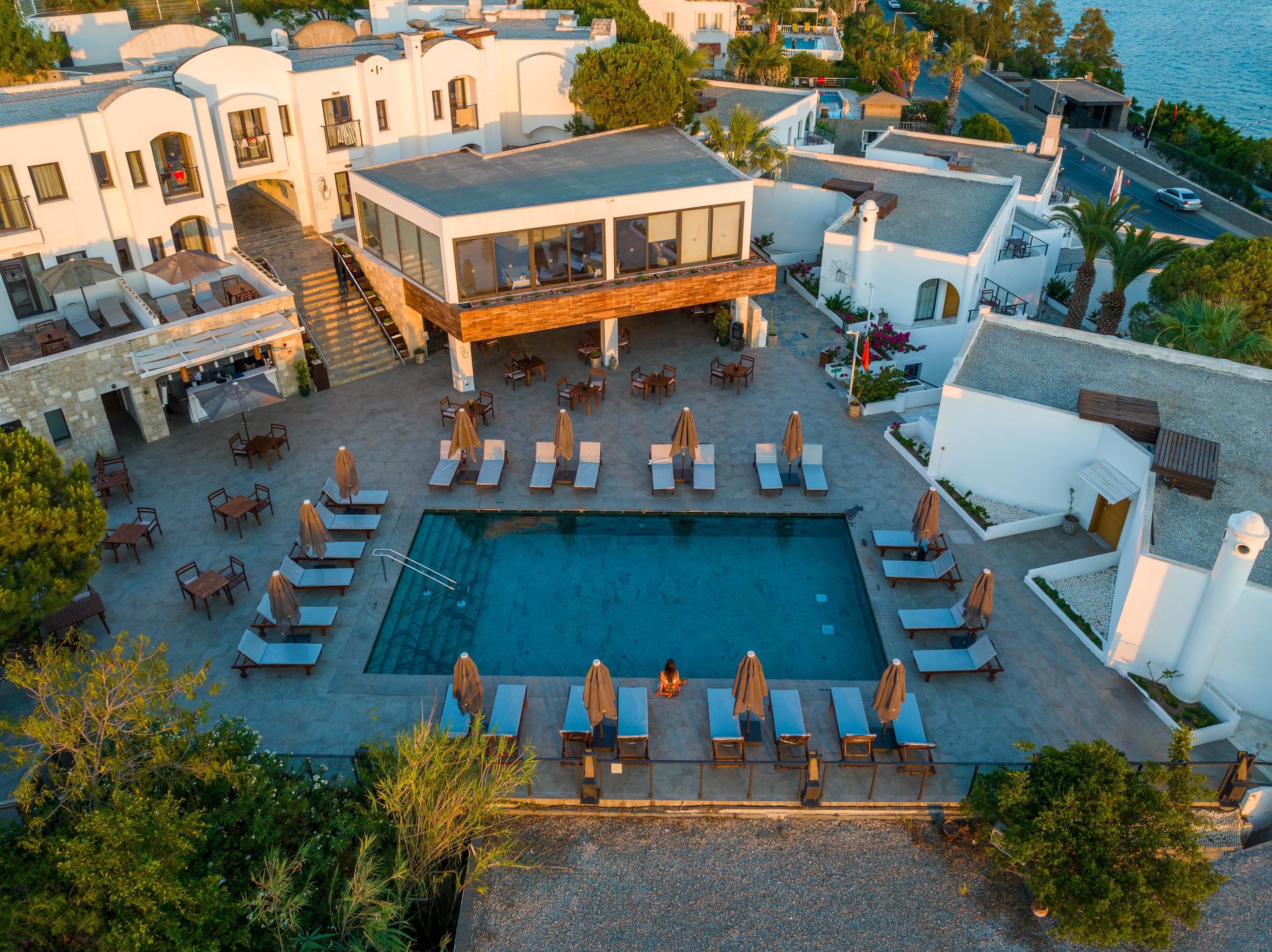 SENSES HOTEL 14+